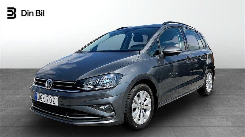 Mörkgrå (indium grey metallic) Begagnad 2019 VW Golf VII Kombi | 199 900 kr (Marknadspris) - Bild 1/4