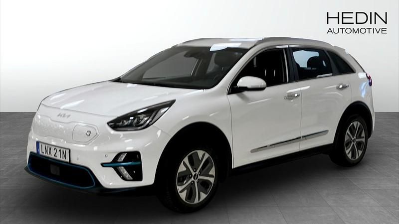 Vit (white) Begagnad 2022 Kia e-Niro Advance SUV | 279 900 kr (Marknadspris) - Bild 1/4