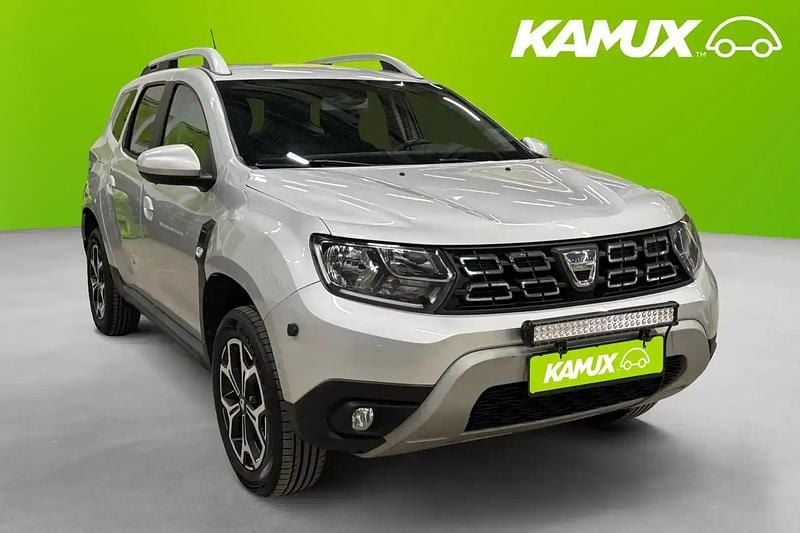 Silver/grå Begagnad 2018 Dacia Duster SUV | 119 800 kr (Marknadspris) - Bild 1/4
