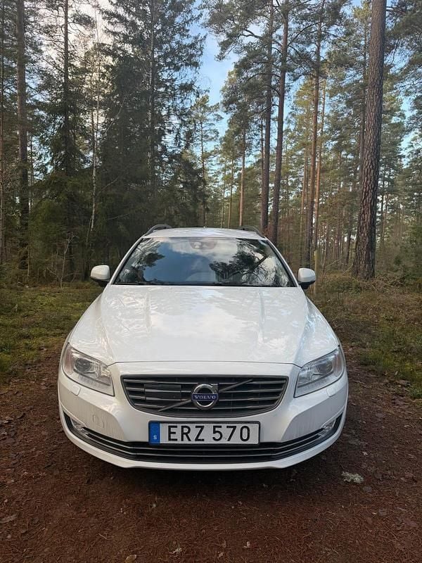 Begagnad 2015 Volvo V70 Kombi | 140 000 kr - Bild 1/4
