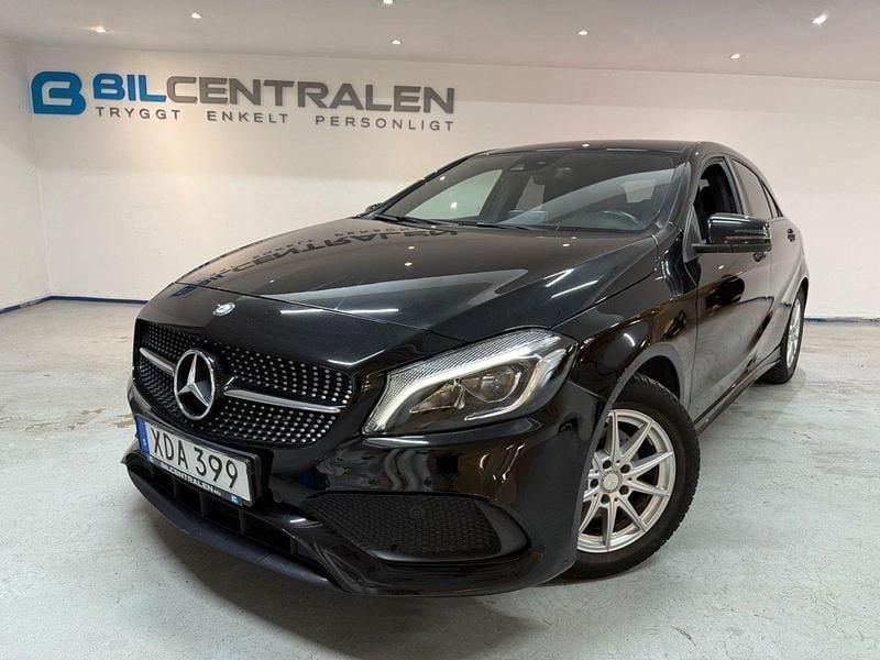 Svart Begagnad 2015 Mercedes A180 AMG Halvkombi | 124 900 kr (Marknadspris) - Bild 1/4