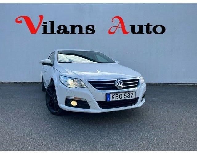 Begagnad VW Passat Highline 160 HK (117 kW) 2012 Vit Sportkupé