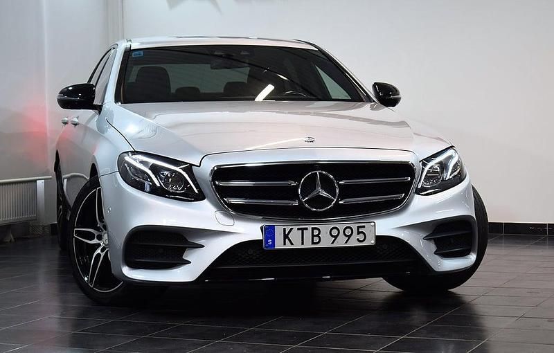 Begagnad Mercedes E220 AMG 195 HK (143 kW) 2017 Silver Sedan