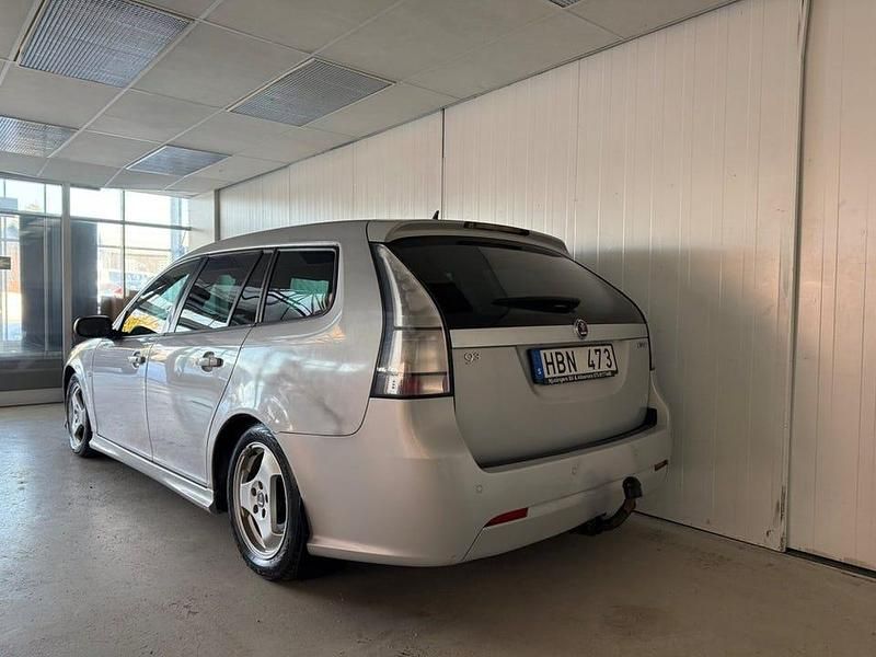 Begagnad Saab 9-3 Vector 180 HK (132 kW) 2008 Silver metallic Kombi