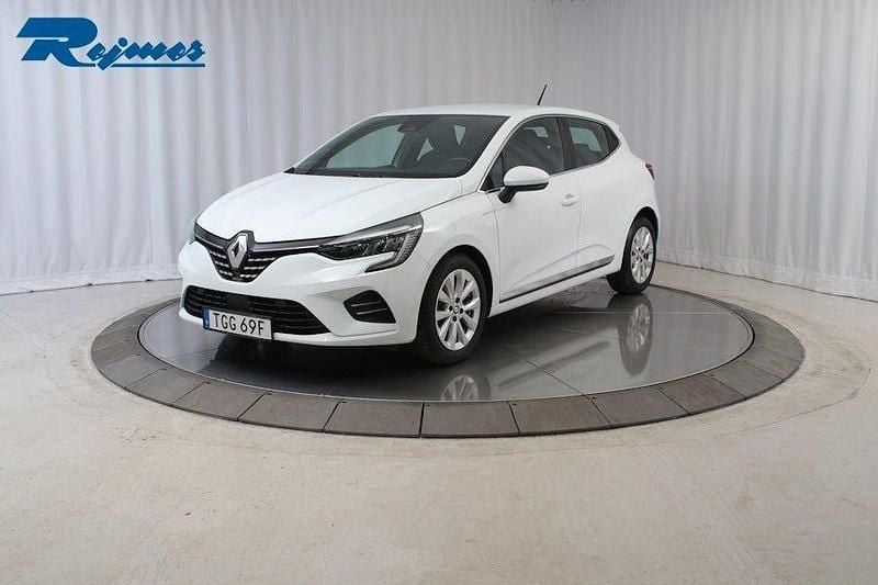Vit Begagnad 2021 Renault Clio V Intens Halvkombi | 164 800 kr (Marknadspris) - Bild 1/4