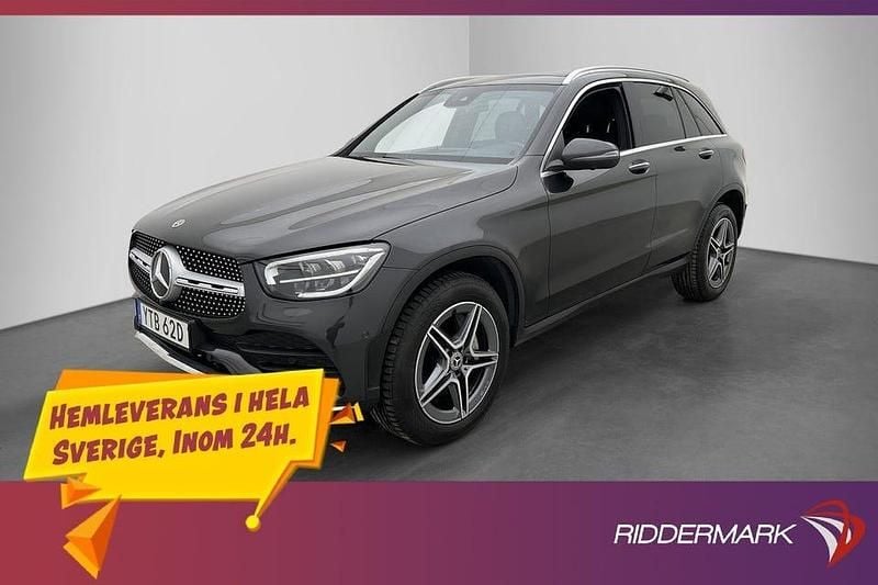 Grå Begagnad 2022 Mercedes GLC300 AMG | 399 800 kr (Marknadspris) - Bild 1/3