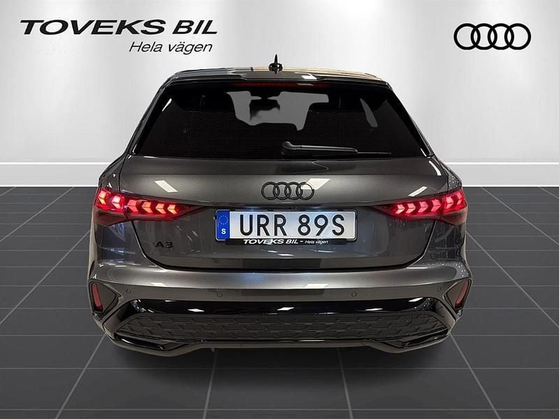 Ny Audi A3 Comfort 2026 Grå