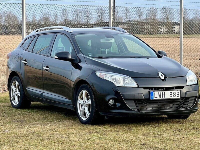 Svart Begagnad 2011 Renault Mégane GrandTour Kombi | 59 500 kr (Marknadspris) - Bild 1/4