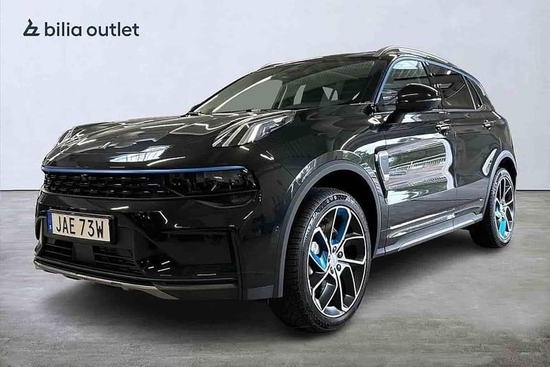 Svart Begagnad 2022 Lynk & Co 01 SUV | 289 900 kr - Bild 1/1