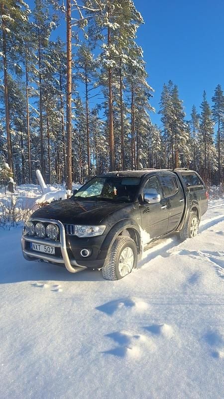 Begagnad 2014 Mitsubishi L200 Pickup | 142 000 kr (Bra pris) - Bild 1/1