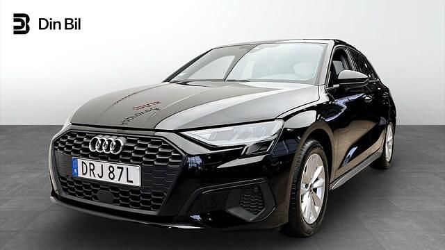 Svart Begagnad 2023 Audi A3 Proline Halvkombi | 239 000 kr (Marknadspris) - Bild 1/4
