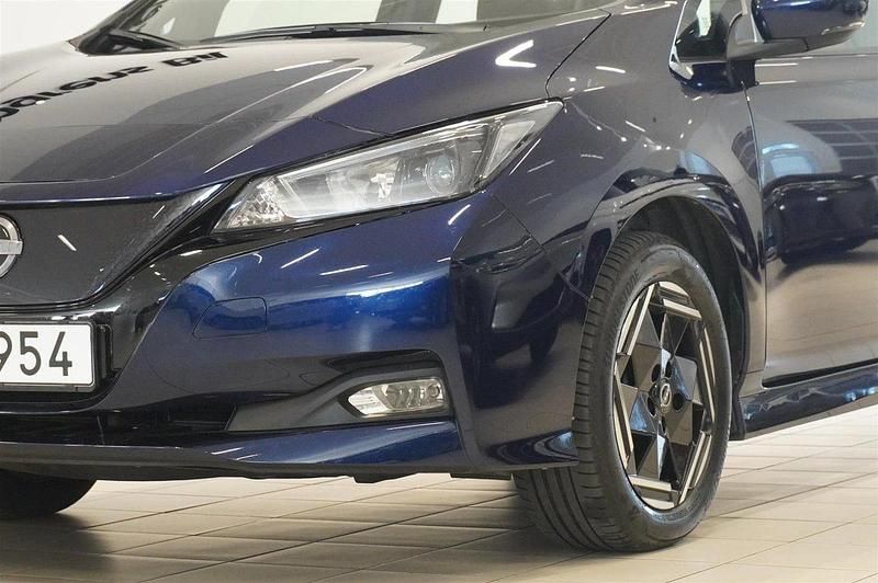 Begagnad Nissan Leaf N-Connecta 110 kW (150 HK) 2023 Okänd Halvkombi
