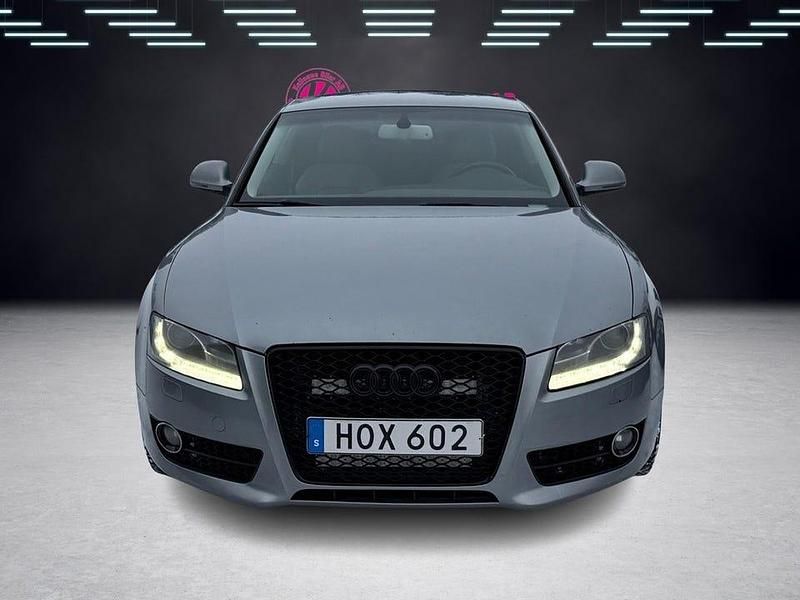 Begagnad Audi A5 Comfort 239 HK (175 kW) 2008 Grå Sportkupé