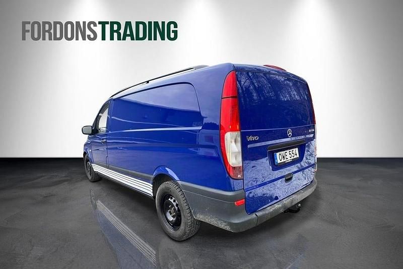 Begagnad Mercedes Vito 150 HK (110 kW) 2010 Blå Van