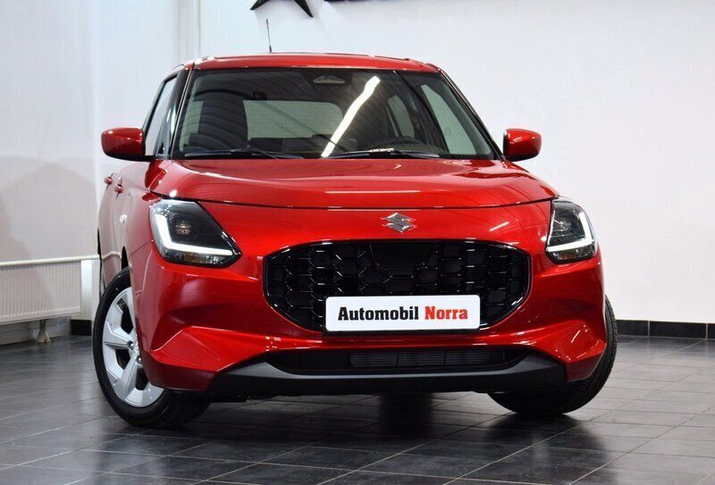 Begagnad Suzuki Swift 83 HK (61 kW) 2024 Brun Halvkombi