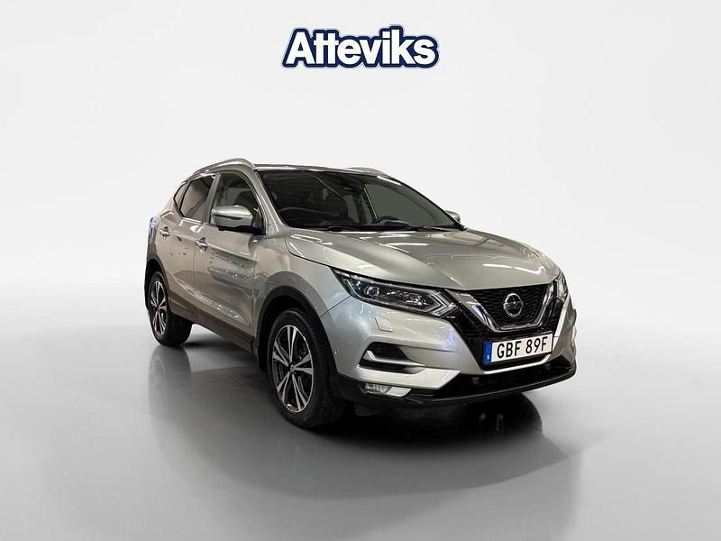 Silver Begagnad 2019 Nissan Qashqai SUV | 178 900 kr (Marknadspris) - Bild 1/4