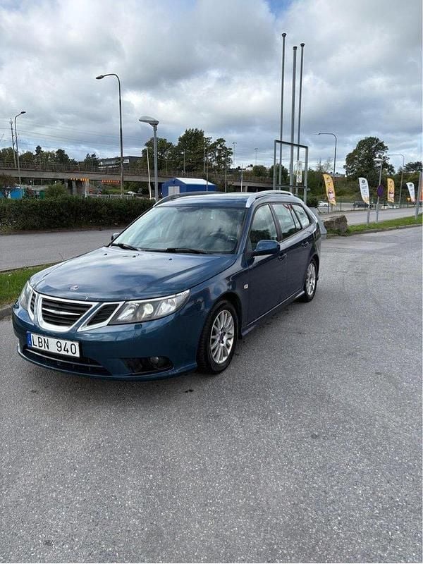 Blå Begagnad 2010 Saab 9-3 Vector Kombi | 33 000 kr (Bra pris) - Bild 1/4