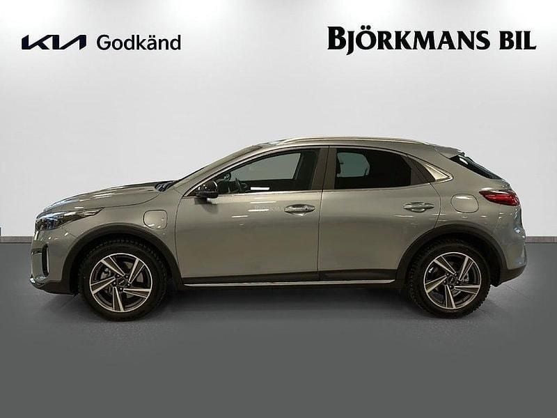Begagnad Kia XCeed Advance 105 HK (77 kW) 2024 Grå SUV