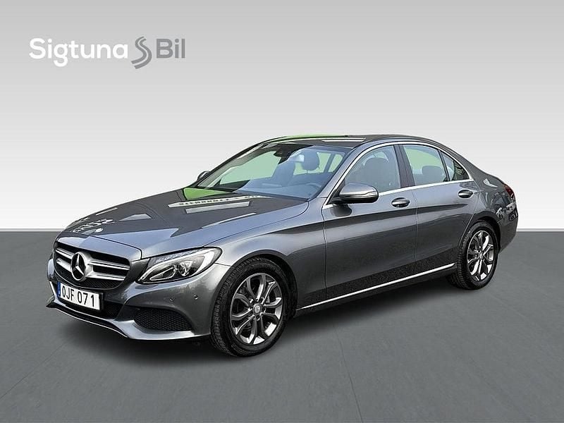 Grå Begagnad 2016 Mercedes C180 Avantgarde Sedan | 209 900 kr (Marknadspris) - Bild 1/3