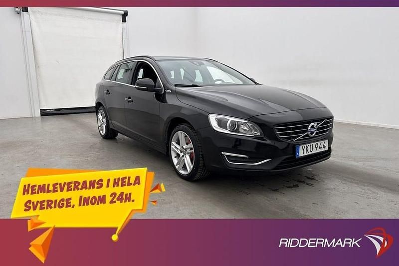 Svart Begagnad 2017 Volvo V60 Momentum Kombi | 159 800 kr (Marknadspris) - Bild 1/3