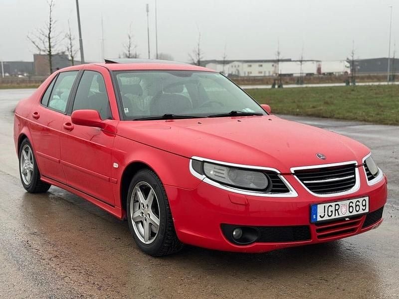 Begagnad Saab 9-5 Aero 260 HK (191 kW) 2007 Röd Sedan