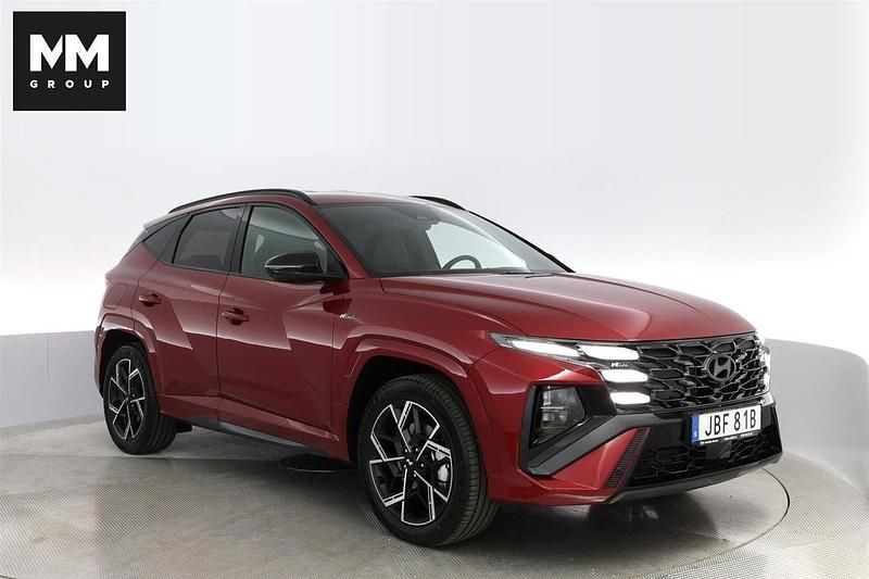 Röd Begagnad 2021 Hyundai Tucson Advanced SUV | 336 900 kr (Marknadspris) - Bild 1/4