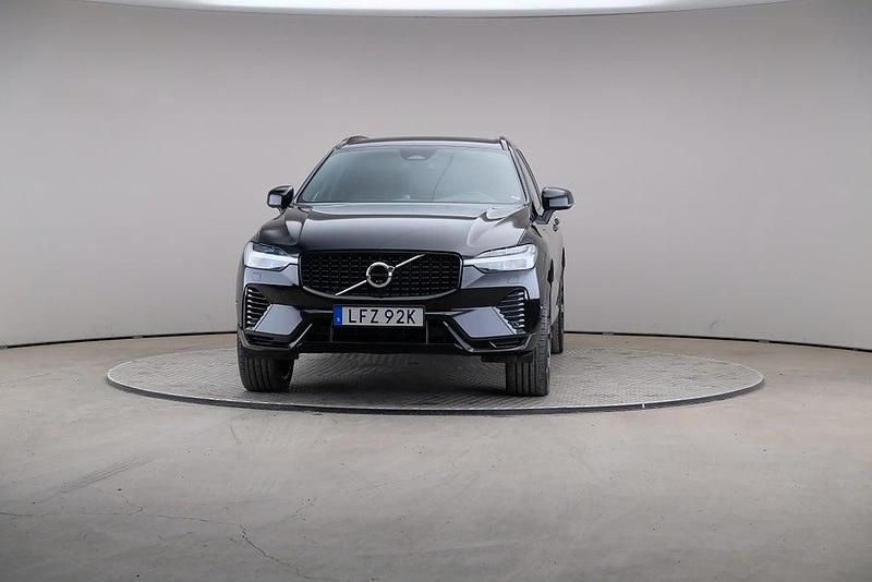 Begagnad Volvo XC60 R-Design Pro 310 HK (228 kW) 2021 Svart SUV