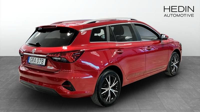 Begagnad MG MG5 EV Long Range 11 kW (15 HK) 2022 Röd Kombi