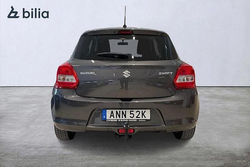 Begagnad Suzuki Swift 91 HK (66 kW) 2019 Grå Halvkombi