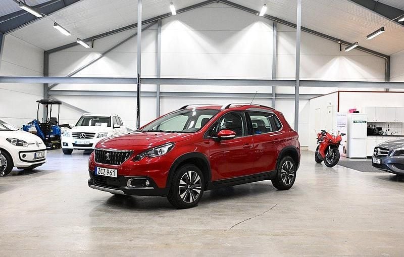 Mörkröd Begagnad 2017 Peugeot 2008 SUV | 139 900 kr (Lite dyr) - Bild 1/4