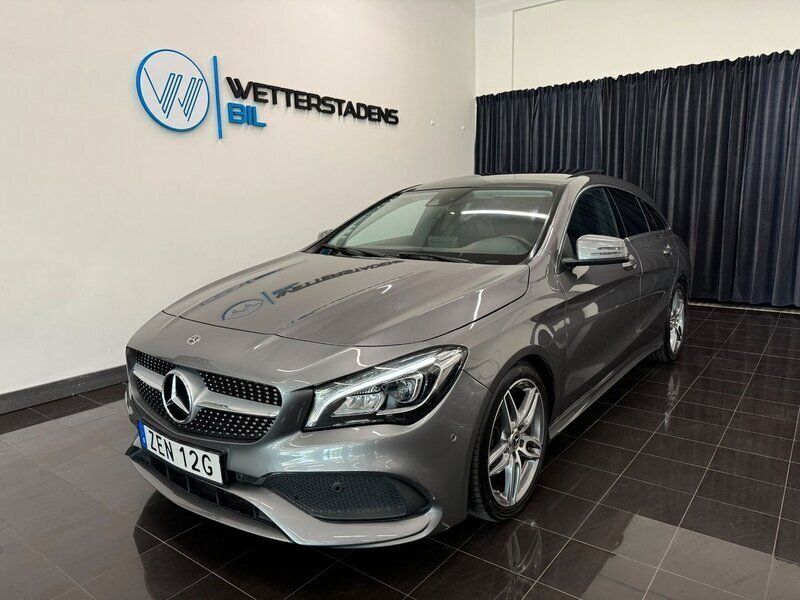 Mörkgrå (grå) Begagnad 2019 Mercedes CLA180 Shooting Brake AMG Kombi | 239 900 kr (Marknadspris) - Bild 1/4