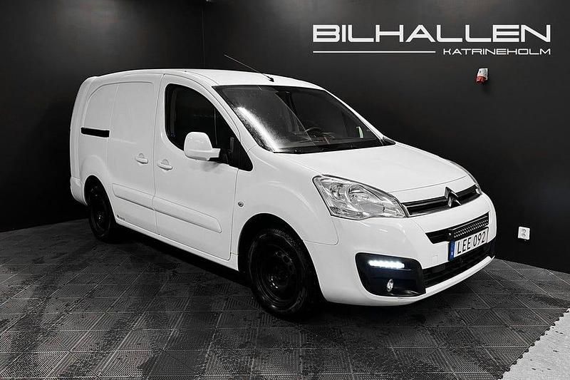 Vit Begagnad 2016 Citroën Berlingo Minibuss | 67 700 kr (Bra pris) - Bild 1/4