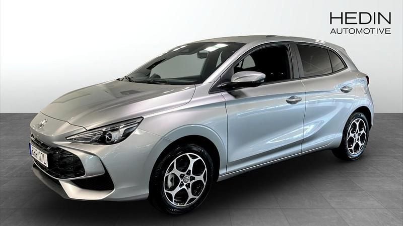 Grå Begagnad 2024 MG MG3 Luxury Halvkombi | 234 900 kr (Bra pris) - Bild 1/4