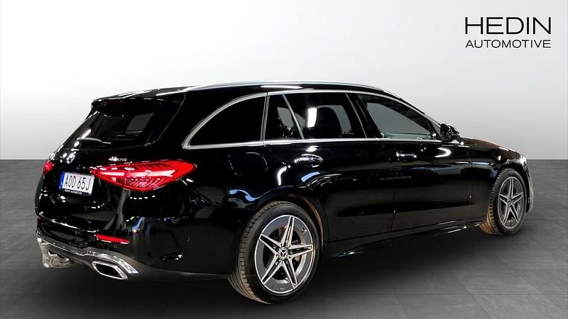 Begagnad Mercedes C300e AMG 313 HK (230 kW) 2024 Svart Kombi