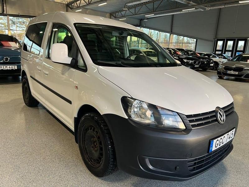 Begagnad VW Caddy 109 HK (80 kW) 2015 Vit Minibuss