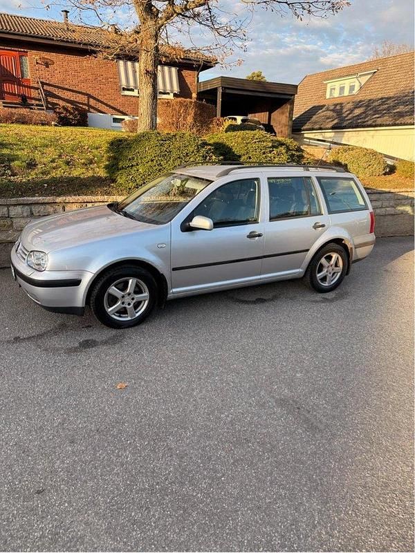 Silver Begagnad 2003 VW Golf IV Ocean Kombi | 19 900 kr (Marknadspris) - Bild 1/4