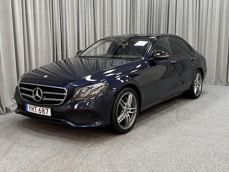 Begagnad Mercedes E350 Avantgarde 258 HK (189 kW) 2016 Mörkblå Sedan