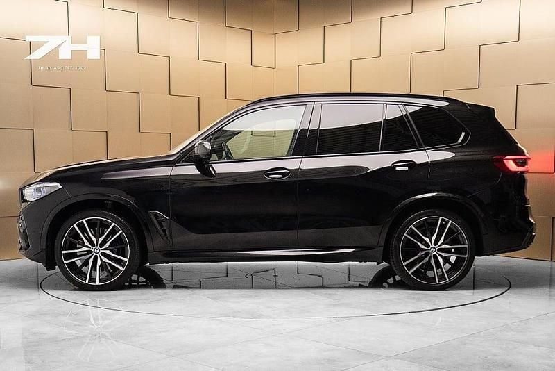 Begagnad BMW X5 Shadowline 266 HK (195 kW) 2019 Svart SUV