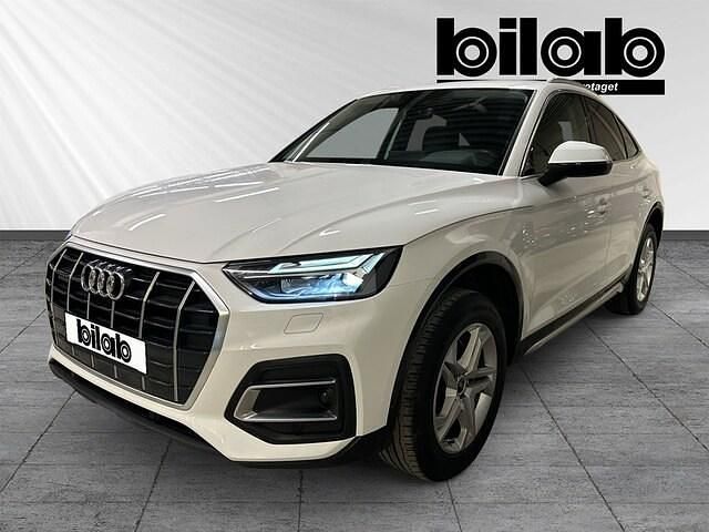 Vit Begagnad 2021 Audi Q5 Sportback Proline SUV | 389 000 kr (Bra pris) - Bild 1/4