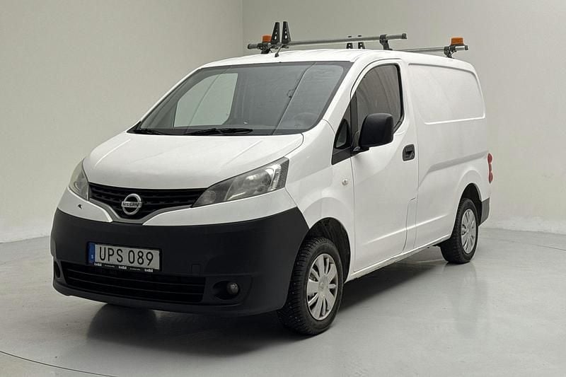 Vit Begagnad 2016 Nissan NV200 Minibuss | 45 000 kr (Superpris) - Bild 1/4