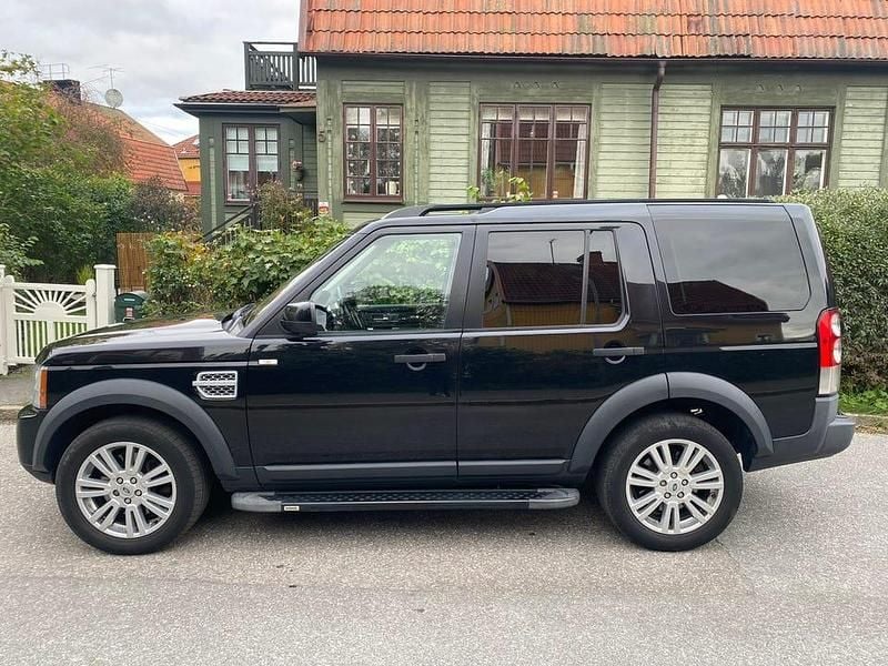 Begagnad 2013 Land Rover Discovery 4 SUV | 210 000 kr (Marknadspris) - Bild 1/4