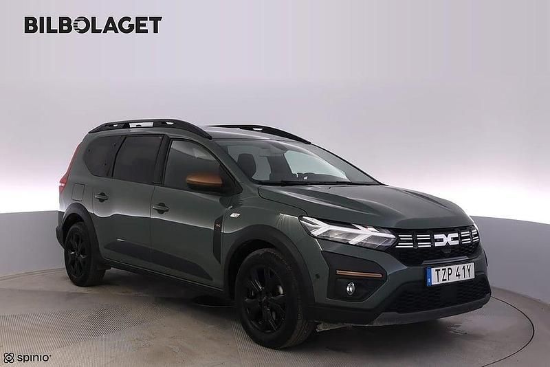 Grå Begagnad 2023 Dacia Jogger Extreme Minibuss | 189 800 kr (Marknadspris) - Bild 1/4