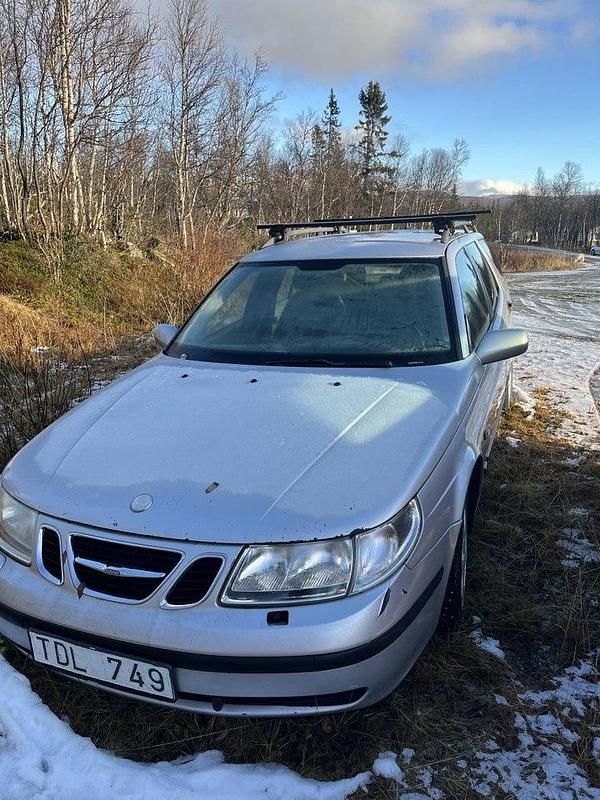 Grå Begagnad 2002 Saab 9-5 Linear Kombi | 4 800 kr - Bild 1/3