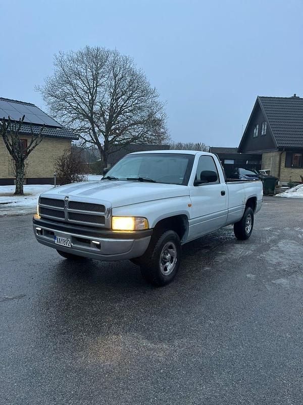 Begagnad Dodge Ram 177 HK (130 kW) 2001 Pickup