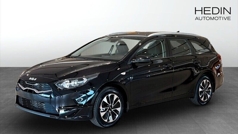 Svart (black) Ny 2025 Kia Ceed Sportswagon Kombi | 254 655 kr (Bra pris) - Bild 1/4