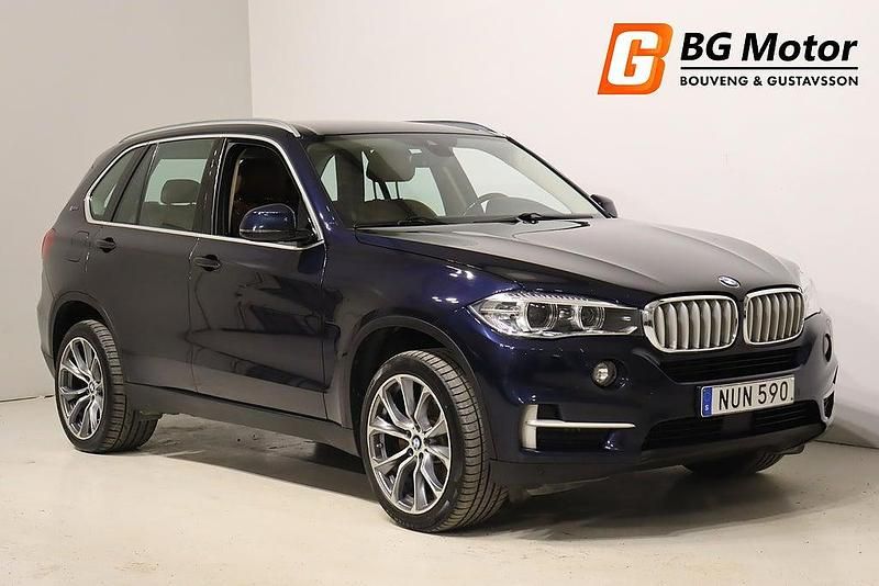 Blå Begagnad 2016 BMW X5 SUV | 254 600 kr (Bra pris) - Bild 1/4