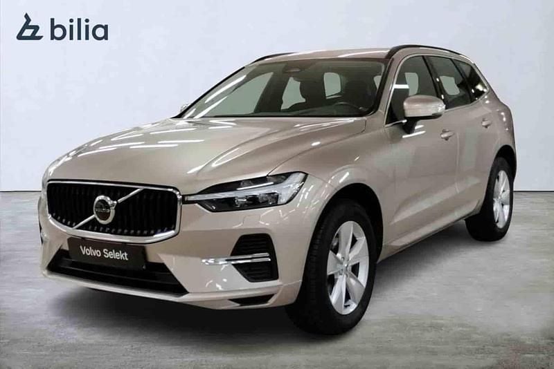 Ljusgrå Begagnad 2023 Volvo XC60 Core SUV | 399 000 kr (Superpris) - Bild 1/1