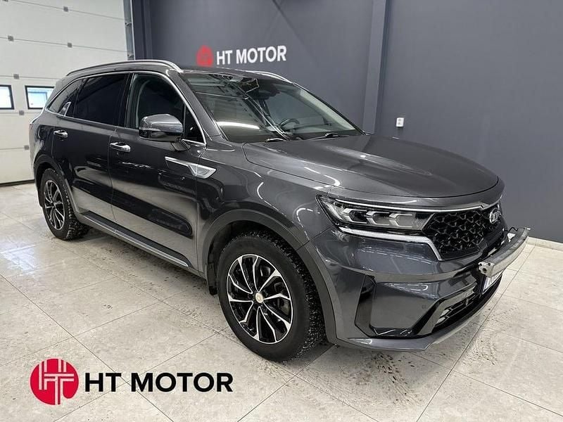 Grå Begagnad 2021 Kia Sorento Advance SUV | 328 700 kr (Bra pris) - Bild 1/3