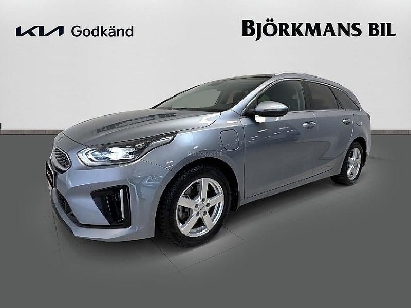 Begagnad Kia Ceed Sportswagon Advance 105 HK (77 kW) 2021 Grå Kombi