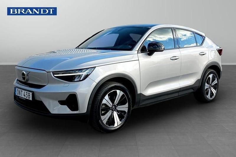 Silver Begagnad 2023 Volvo C40 Core SUV | 344 900 kr (Marknadspris) - Bild 1/4